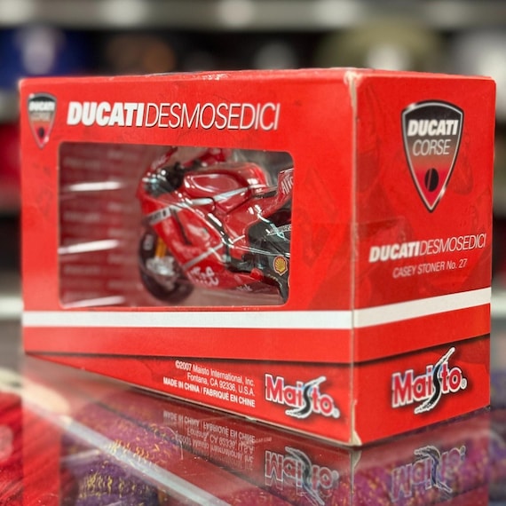 1/18 Ducati Corse Desmosedici 'casey Stoner #27' Maisto Racing