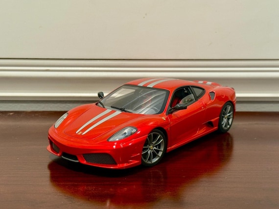 1/18 Ferrari F430 Scuderia Red With Silver Stripes Hot Wheels