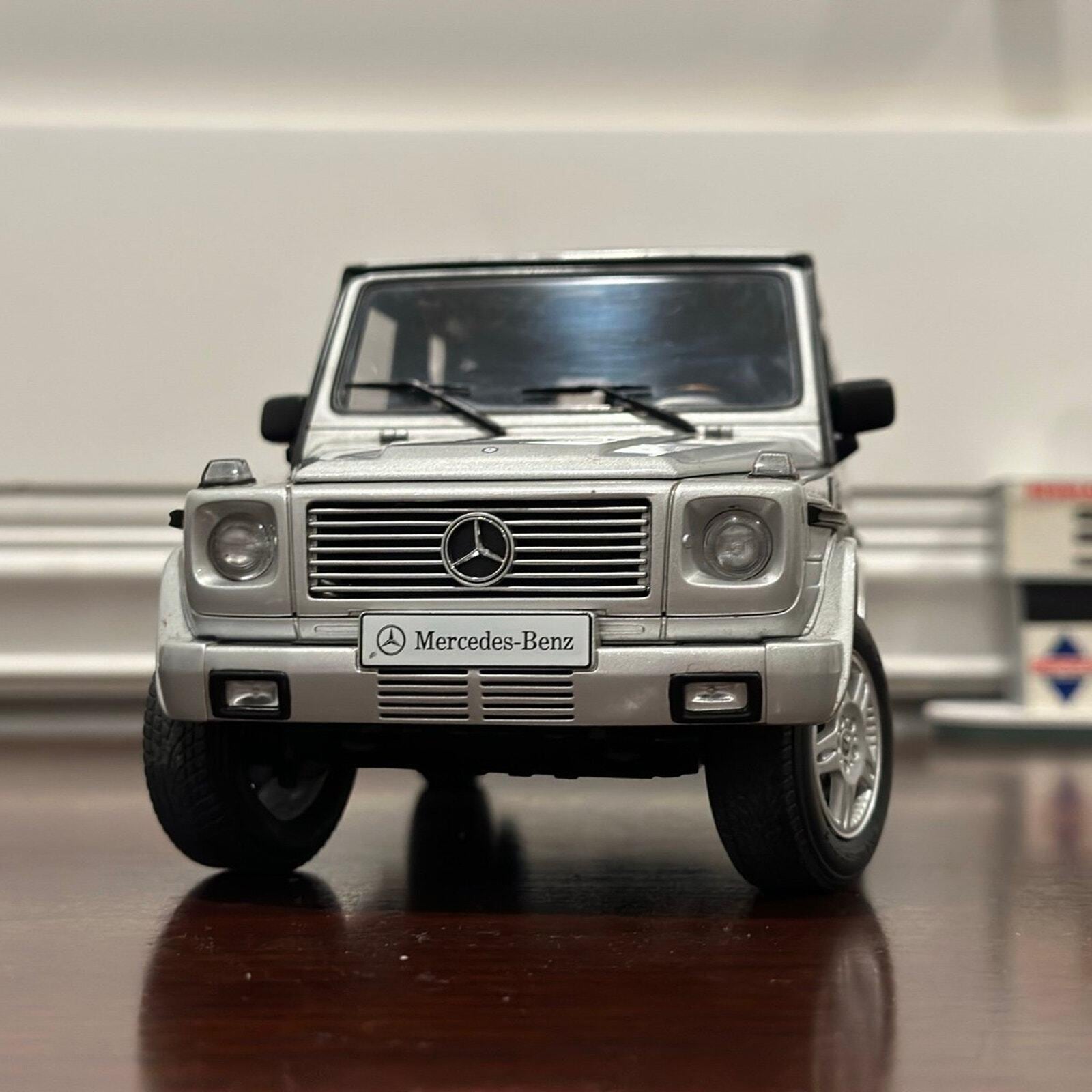 Autoart 1/18 Mercedes Benz G-class Silver Vintage Diecast Model