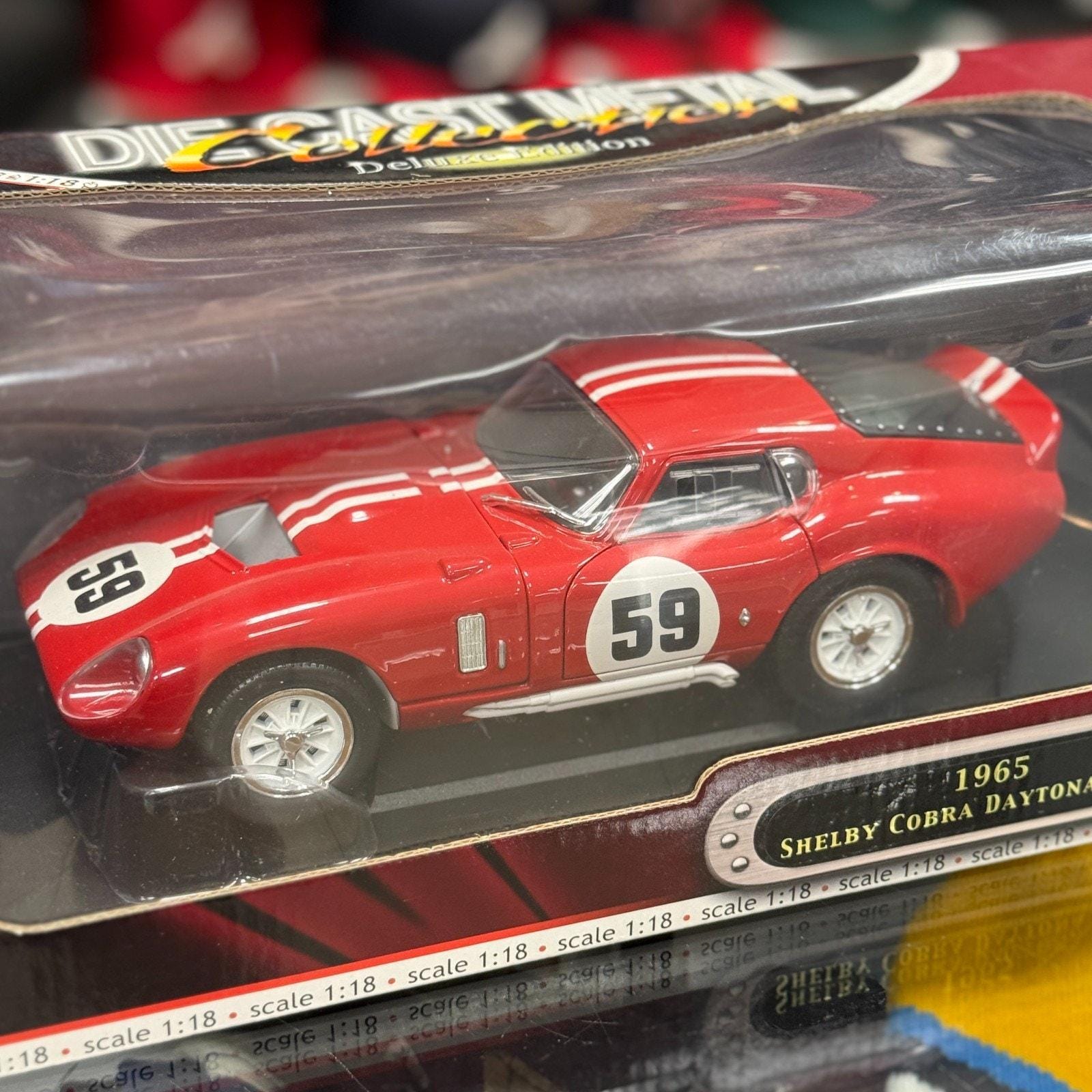 1/18 1965 シェルビー コブラ デイトナ クーペ レッドロード
