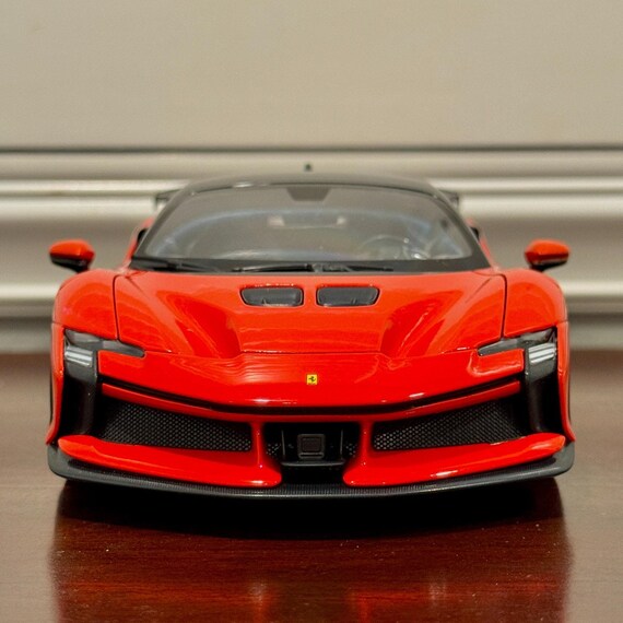 Maisto 1/18 Ferrari SF90 XX Stradale Bburago Special Edition