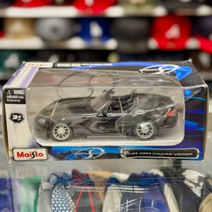 2003 Dodge Viper SRT-10 Black 1/24 Maisto Diecast Car