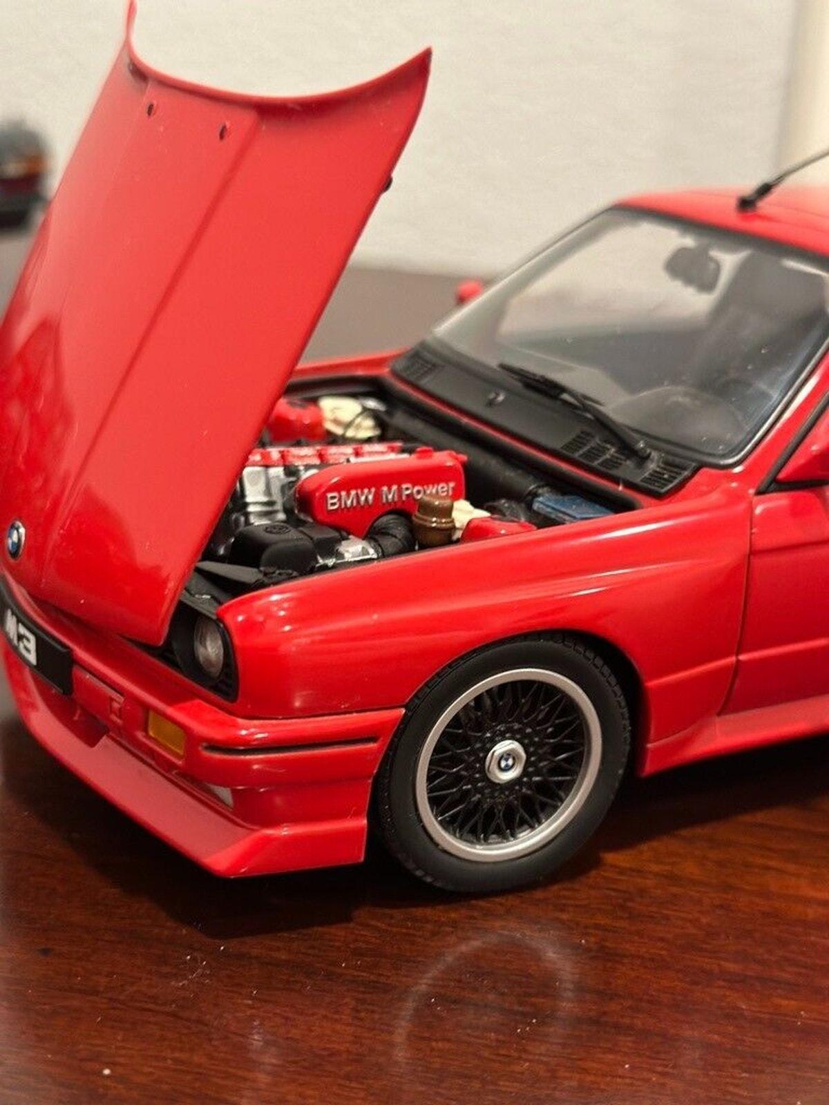1/18 BMW M3 E30 Sport Evolution Cecotto Edition Red Autoart | Very