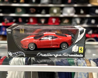 1/18 Ferrari F430 Scuderia Red With Silver Stripes Hot Wheels