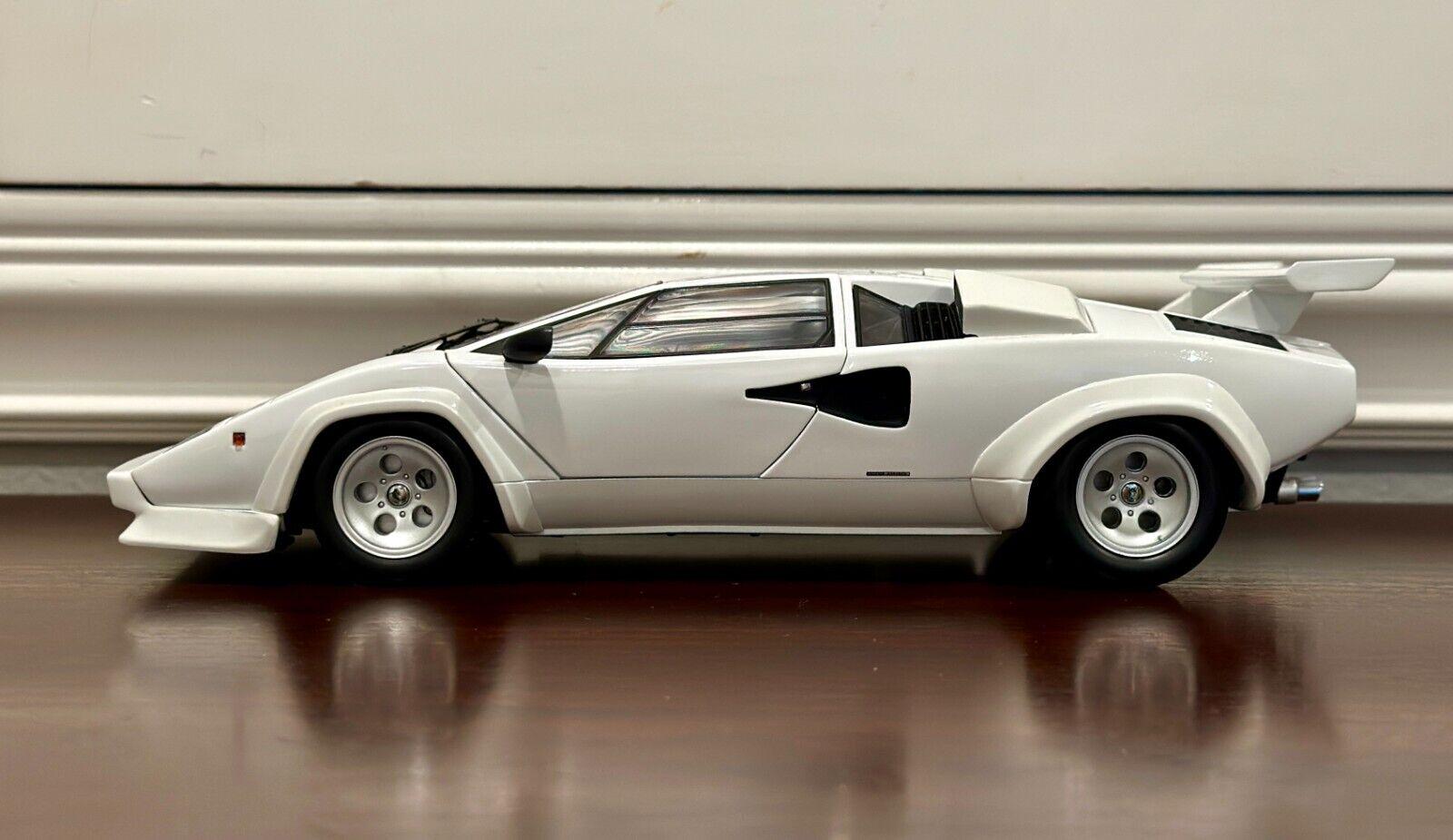 1/18 Lamborghini Countach LP 500 White/black Interior Kyosho Scale