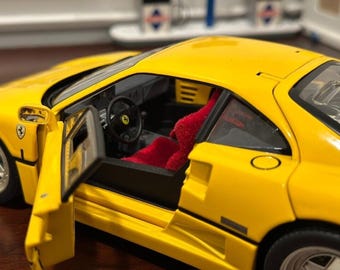 1/18スケール フェラーリ F40 イエロー ホットウィール エリート