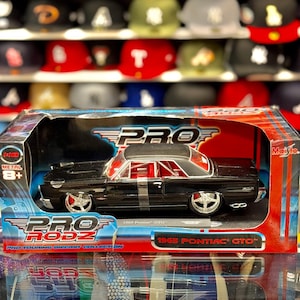 1/18 1965 Pontiac GTO Black Maisto Pro Rodz Diecast Car | New