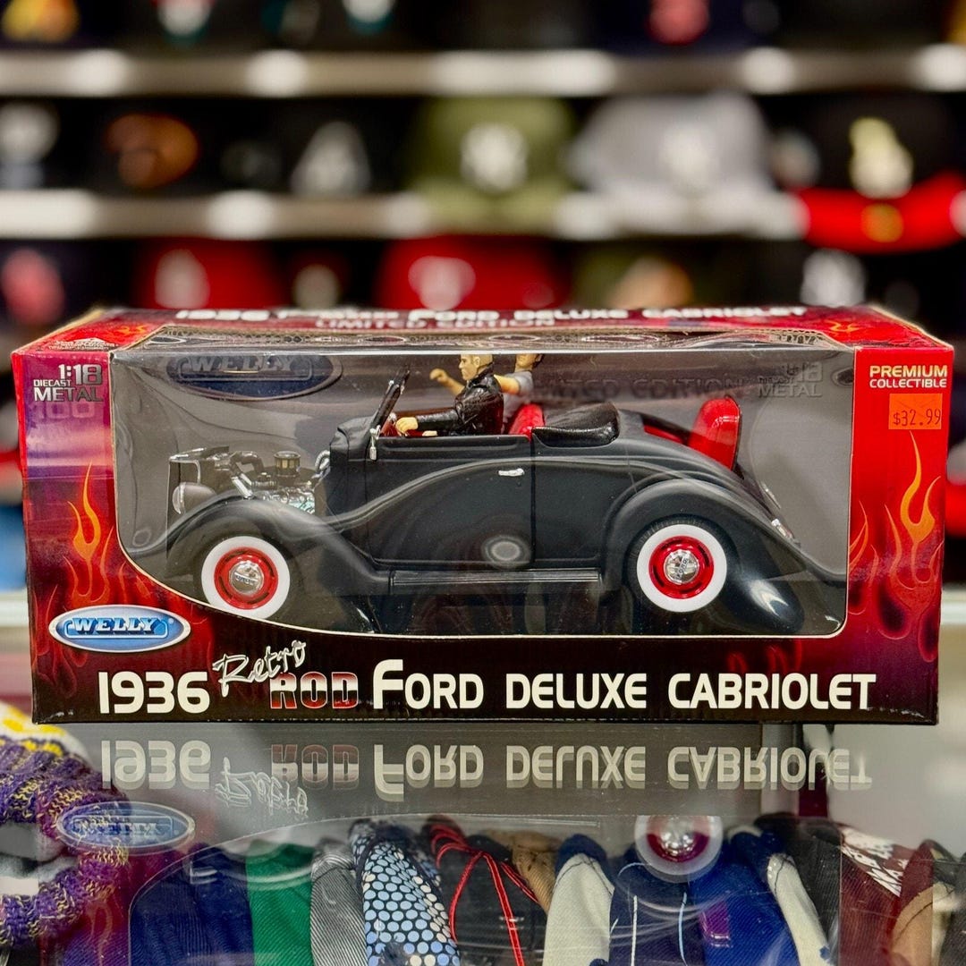 1/18 1936 Ford Deluxe Cabriolet Retro Rod WELLY Limited Edition