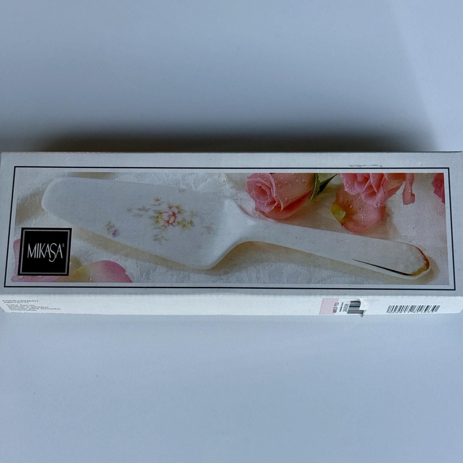 Mikasa Plated Wedding Cake Knife and Server in Velvet Presentation