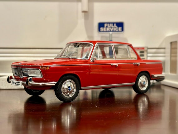 1/18 Scale BMW 2000 Red MCG | Rare - Etsy