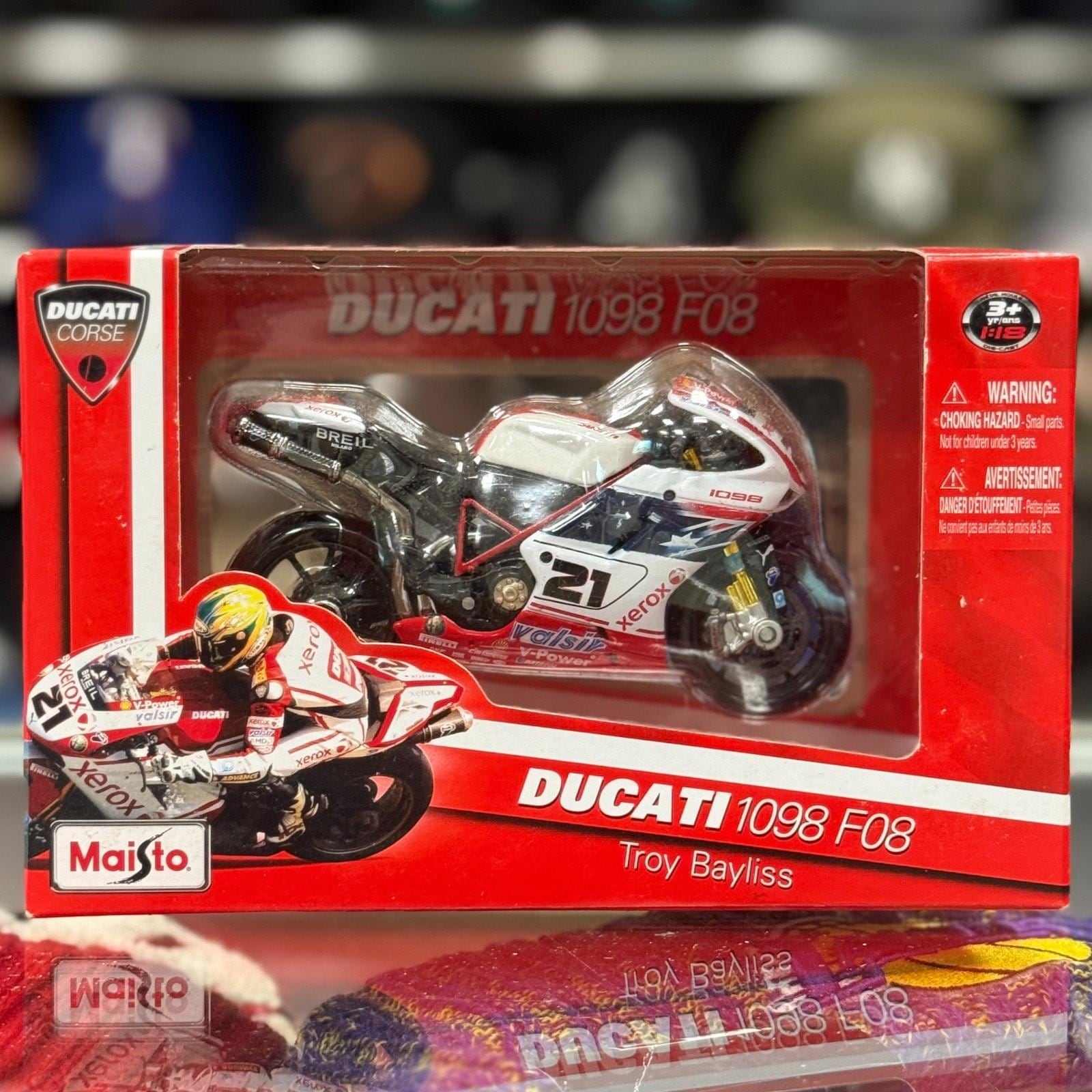 1/18 Ducati Corse Desmosedici 'troy Bayliss #21' Maisto Racing