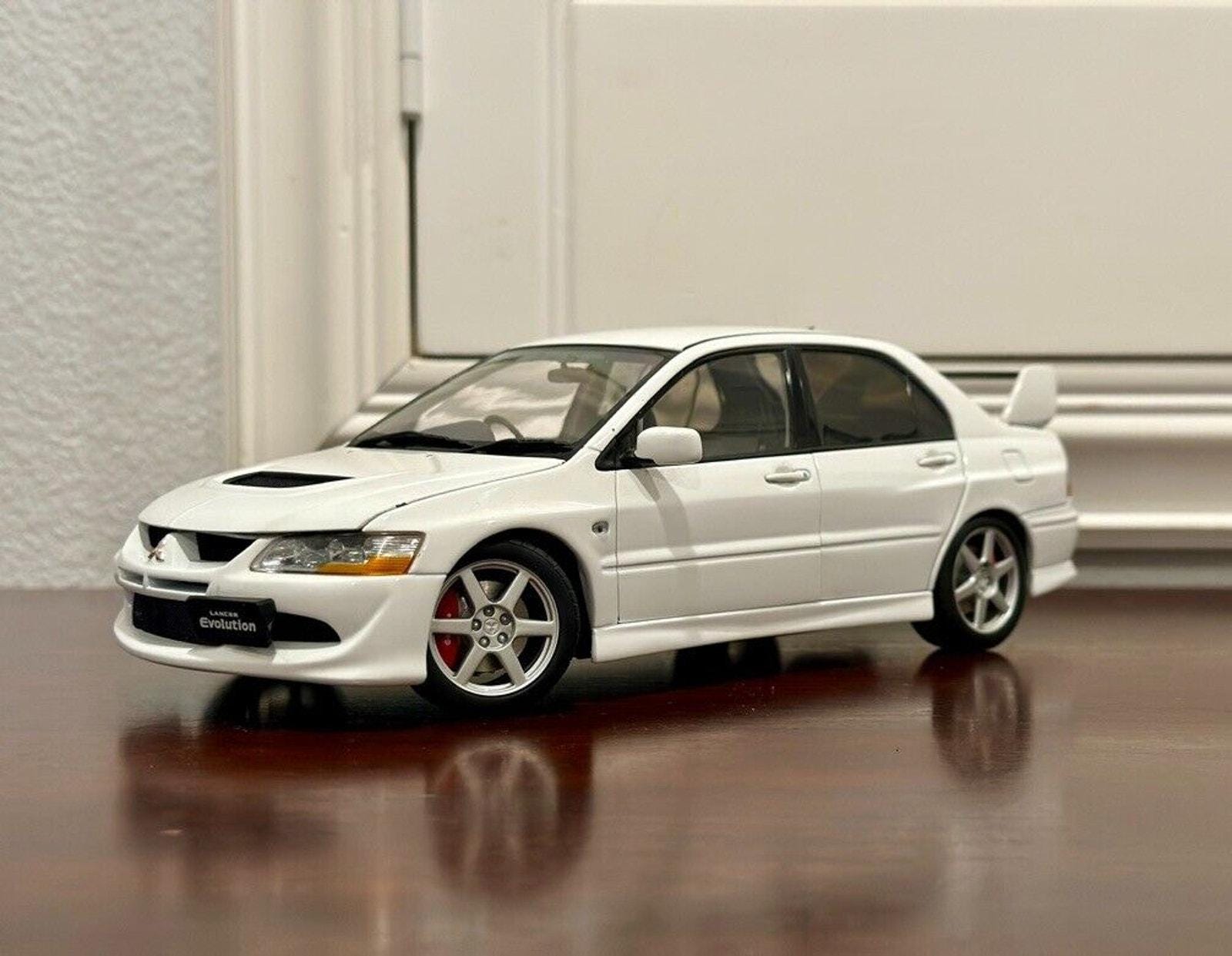 Mitsubishi Lancer Evo 8 VIII Street Car White Autoart 1/18 - Etsy
