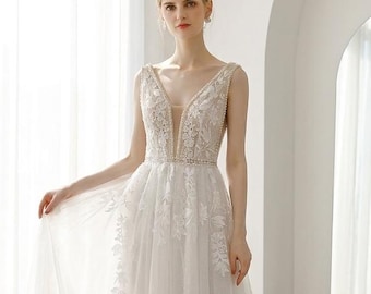 Damaris – Boho Floral Lace & Sparkle Tulle A-Line Wedding Dress | Glitter Tulle Bridal Gown | Open Back Wedding Dress