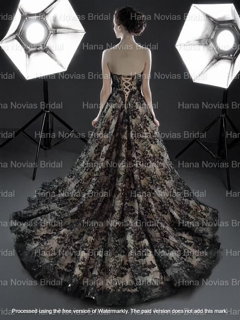 Black Lace Gothic Ball Gown Wedding Dress – Strapless Sweetheart ...