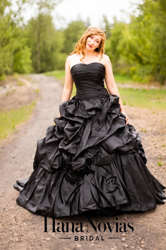 ruched skirt corset dress Structured Corset Gown With Ruched Skirt And Matching Gloves D5061