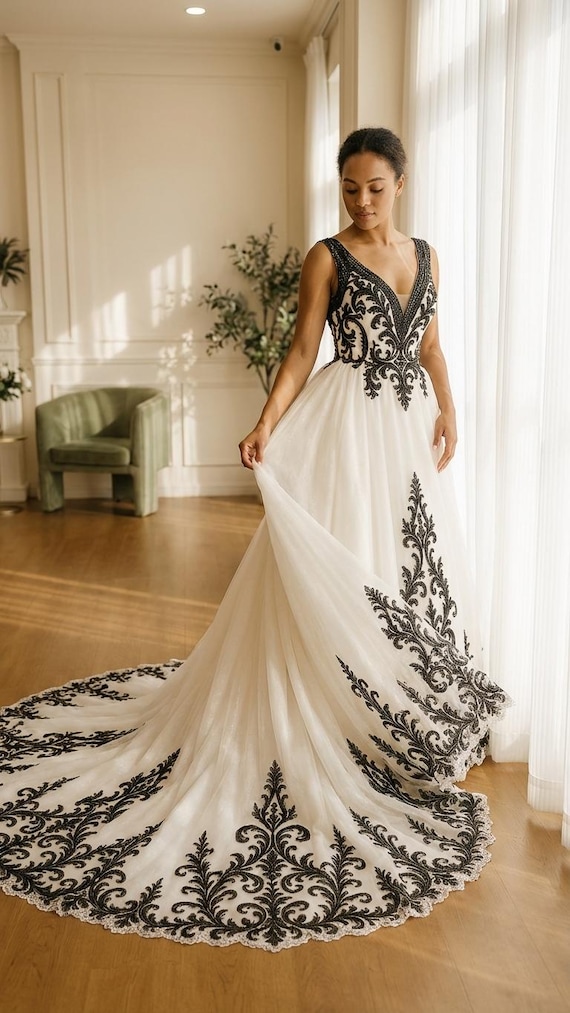 black dress white embroidery Nocturne Bloom Gothic & Ball Gown Wedding Her Esmaria | Black High-Neck Color:YELLOW admirers will be lining