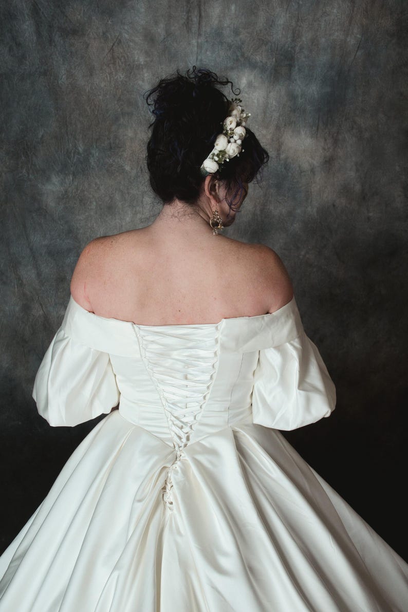 Vintage Off-the-Shoulder Satin Wedding Dress Puff Sleeve Corset Bridal Gown with Train DP8222 main image 0