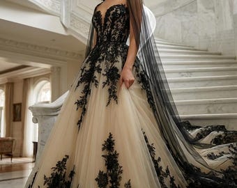Schwarze Spitze Ballkleid Brautkleid, trägerloses Sweetheart Gothic Brautkleid
