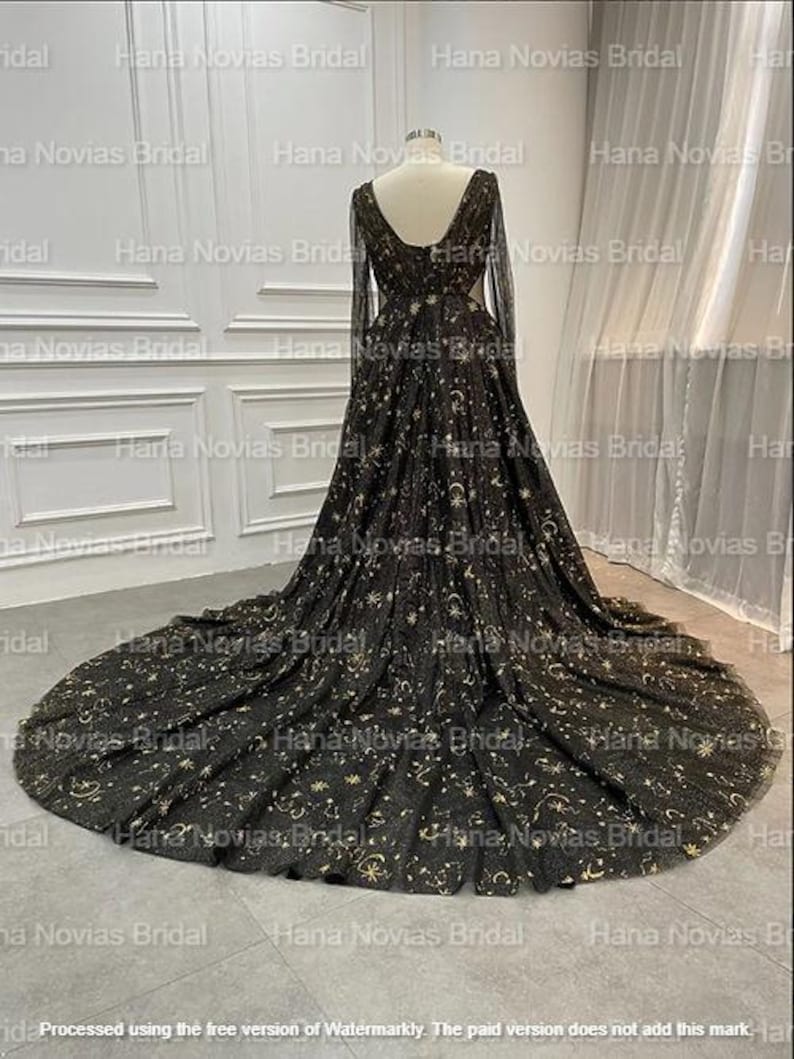 Black Lace Gothic Ball Gown Wedding Dress – Strapless Sweetheart ...