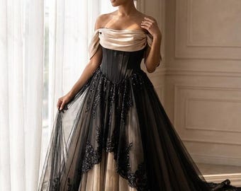Abito da sposa gotico Arynn, abito da sposa color champagne nero, abito da sposa con corsetto, abito da sposa alternativo, strascico a cattedrale