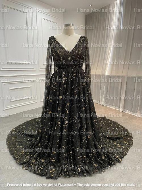 Black Lace Gothic Ball Gown Wedding Dress – Strapless Sweetheart ...