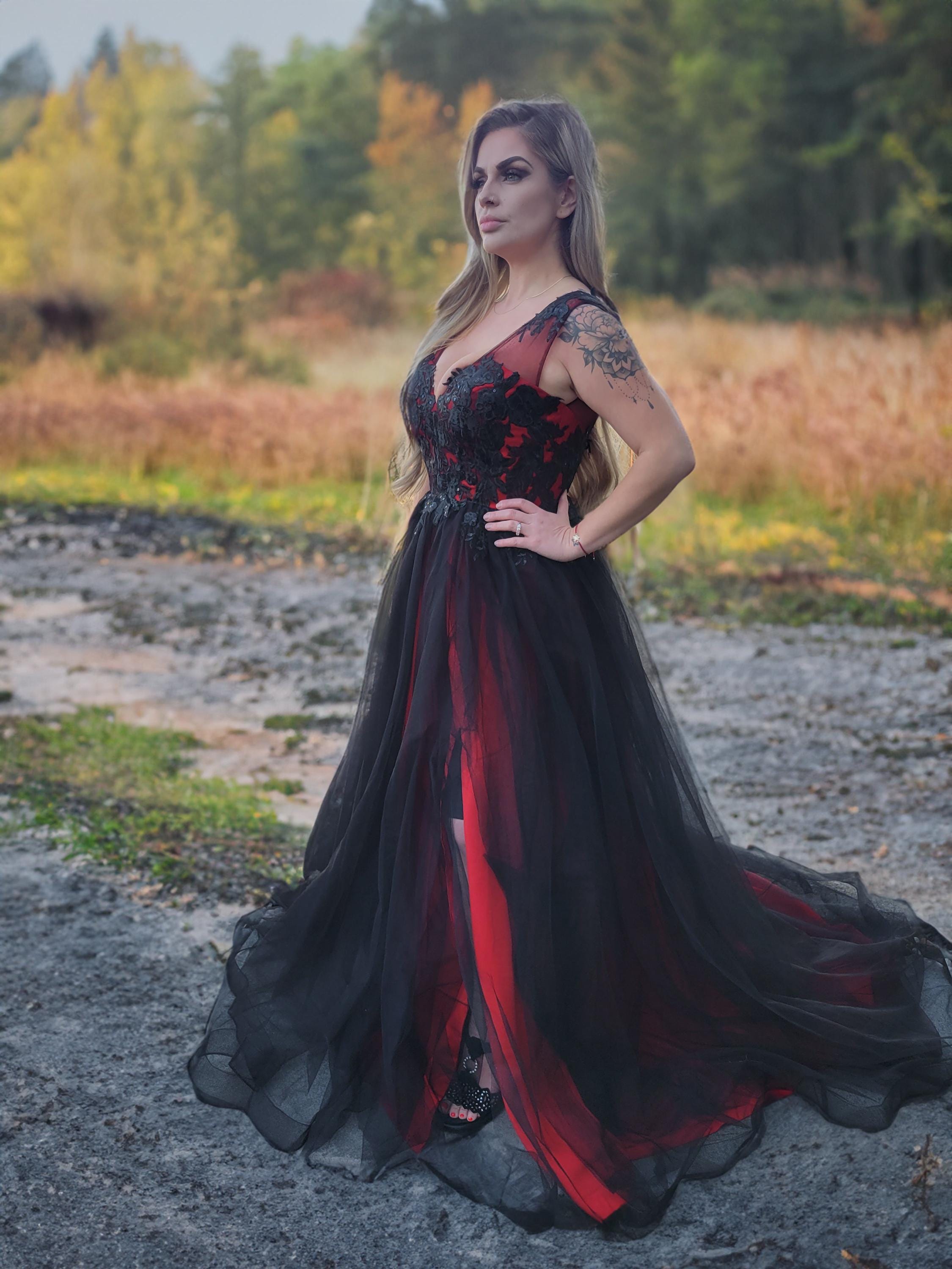 Red Emo Wedding Dresses Black Emo Wedding Dress Gothic Corset Black And  White Corset, image size:2250x3000