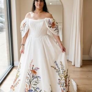 Ambretta Off Shoulder Wedding Dress – Detachable Sleeves, Floral Embroidered Boho Bridal Gown, Alternative Unique Garden Bride image 10