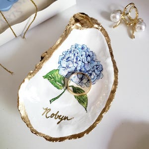 BLUE HYDRANGEA Oyster Shell ring dish, Trinket dish, Blue Floral jewelry dish, Bridesmaid Favor,  Something Blue, Personalized Shell