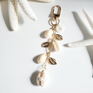 Personalized Coastal Bag Charm |Seashell Tote Bag Charm| Custom Keychain| Beach Bag Charm | Coastal Charm | Gifts for Her| Bridesmaid Favor