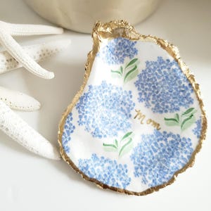 NANTUCKET SUMMER- Blue Hydrangea Oyster Shell Ring Dish, Engagement Gift, Bridesmaid favors, Proposal gifts, Personalized Option, ACK Bild 3