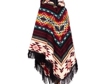Alpackaponcho med huva. Ecuadorponcho geometrisk