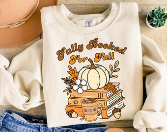 Ausgebucht für den Herbst PNG, Herbst Gemütliches Sublimationsdesign, Herbst Lesehemd, Kürbis Bücher und Kaffee Clipart, Bücherwurm Herbst Grafik Png