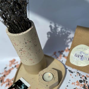 Handmade Decorative Tray with Dried Flower Vase and Candle Holder Set- Jesmonite Set-Minimal Terrazzo Design-Handmade Gift set