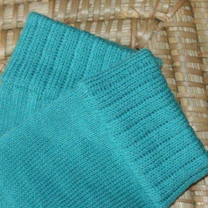 Ungeschöpfte Türkis Handgemachte Wollsocken Wollmischungssocken in Blau Grün Türkis Bild 3