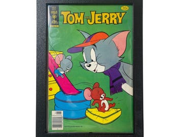 Comic Book Display Frame: "Bat" - Mylite2 and Fullback Board included ( Sleeve Size 7-1/4" x 10-1/2" )