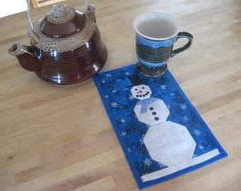 Snowman Mug Rug PDF Pattern - paper pieced and applique