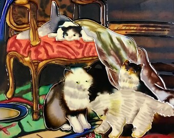 Viktorianische Kätzchen im Spiel Vintage handgemachte glänzende Keramikfliese zum Aufhängen, Rahmen für Badezimmer, Küche, Wohnzimmer Dekor