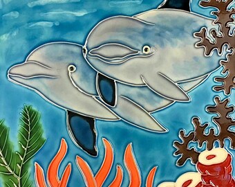Dumme Delphin-Liebhaber, die in der Liebe treiben Vintage handgemachte glänzende Keramikfliesen hängen / rahmen, Küche / Wohnzimmer / Haus / Büro / Restaurantdekor
