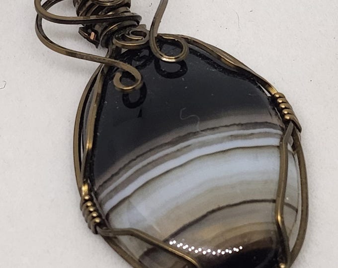 Agate Pendant - wire wrapped, antique bronze