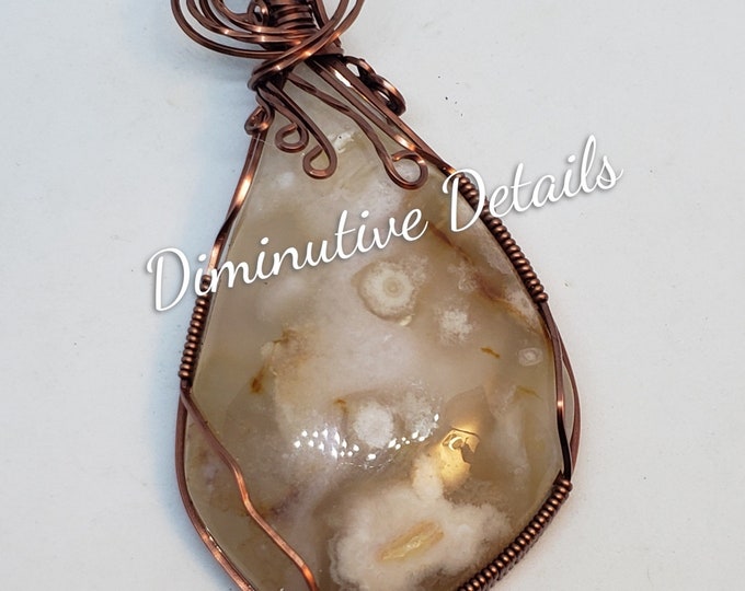 Peach Blossom Agate Pendant in Copper