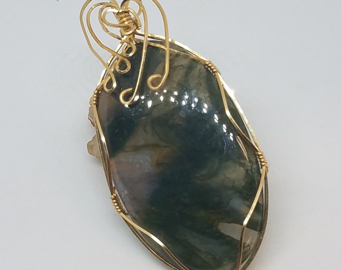 Moss Agate pendant in 14k GF P1035