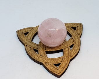 Trinty Knot Sphere Holder