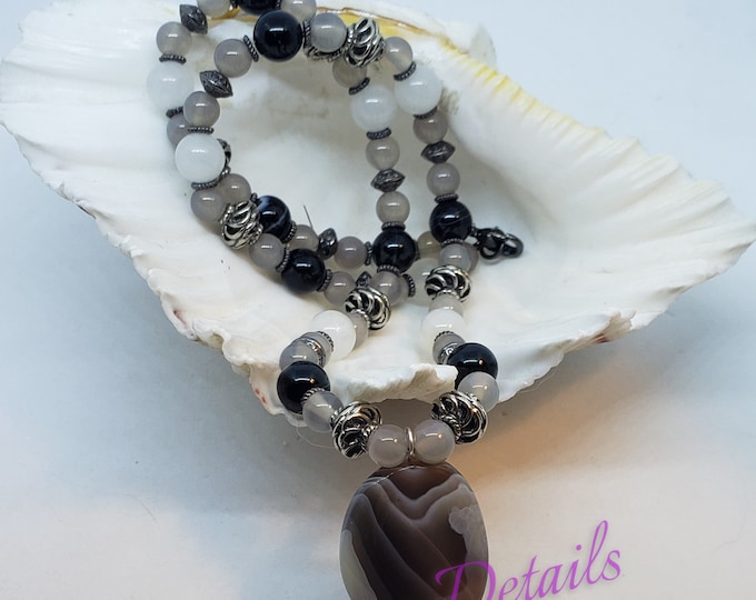 Agate Necklace
