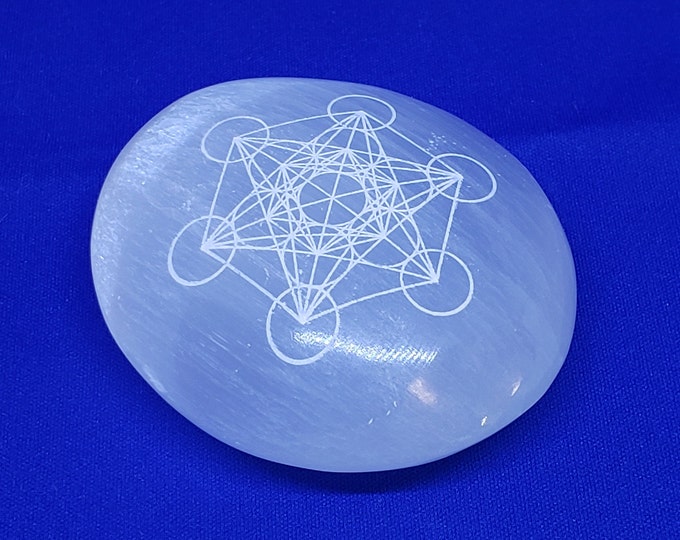 Selenite Palm Stone- laser etched Metarons Cube design , SP12
