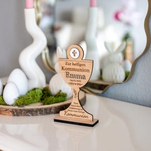 Regalo di comunione personalizzato: calice in legno con nome e data | Decorazione del tavolo della Comunione | Ricordo del bambino della comunione