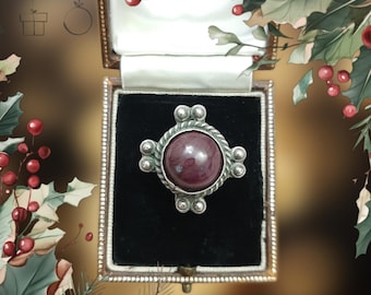 Bague ethnique en argent sterling et rubis naturel