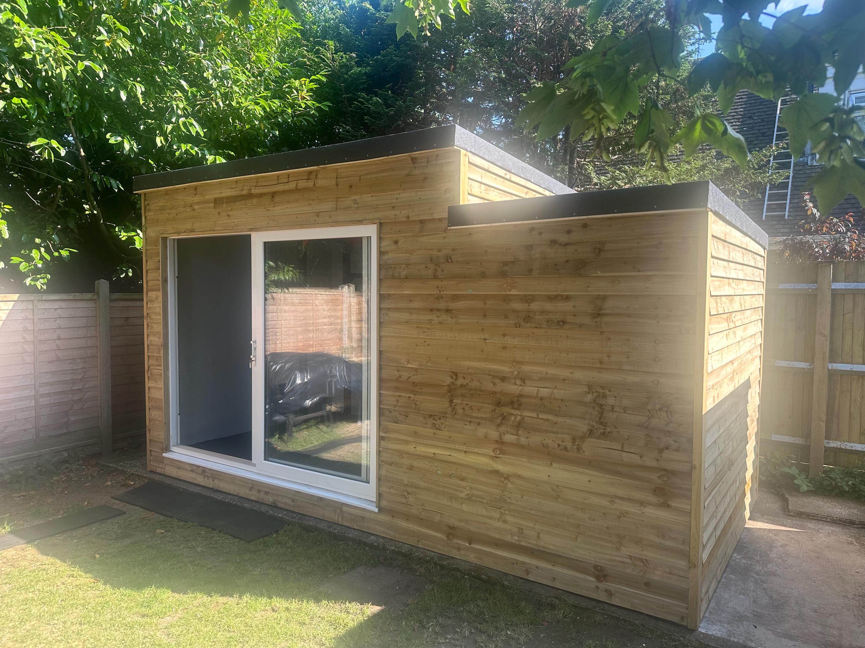 Abri de jardin/abri de jardin fabriqué à partir d'euro-palettes étape par étape, comment vous guider.