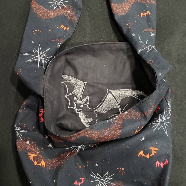 Retro Flying Bats Bunny Ear Lunch Bag