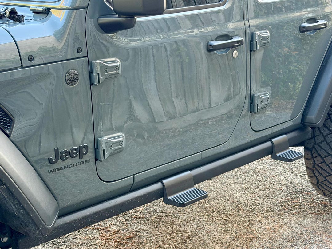 Wrangler / Gladiator Side Steps: Rockloks Snap-on, 30 Second Tool