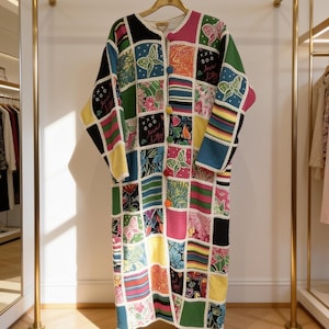Abrigo largo vintage ultra raro de los años 90 de Lilly Pulitzer con patchwork bordado / Chaqueta larga de coleccionista con la inscripción "Love Lilly", de calidad de museo.
